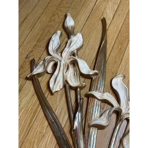 VTG MCM Floral Wall Art Sculpture 21.5" Gold Cream Metal Iris Flower Home Decor - Picture 3 of 6